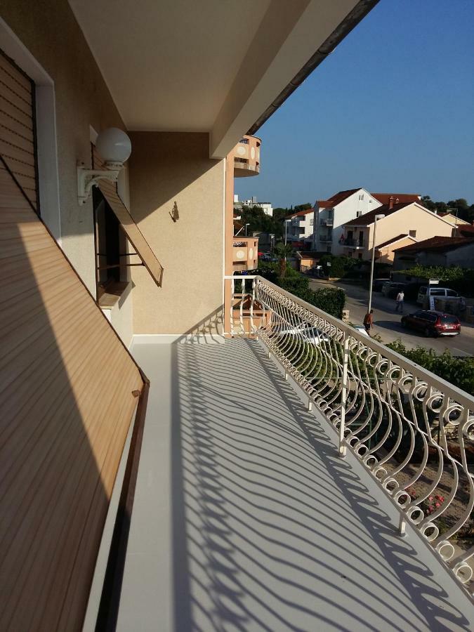 Villa Feodora Biograd Na Moru Exterior foto